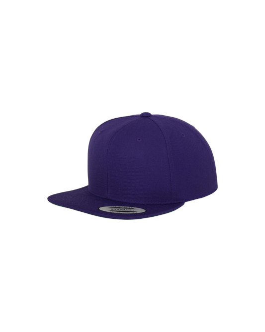 Snapback mit Farbkontrast purple