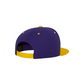 Snapback mit Farbkontrast pur/gold